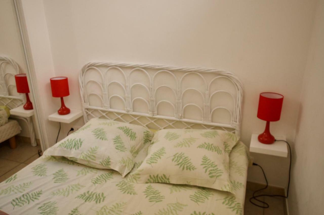 Appartement Les Clematites Menton Bagian luar foto